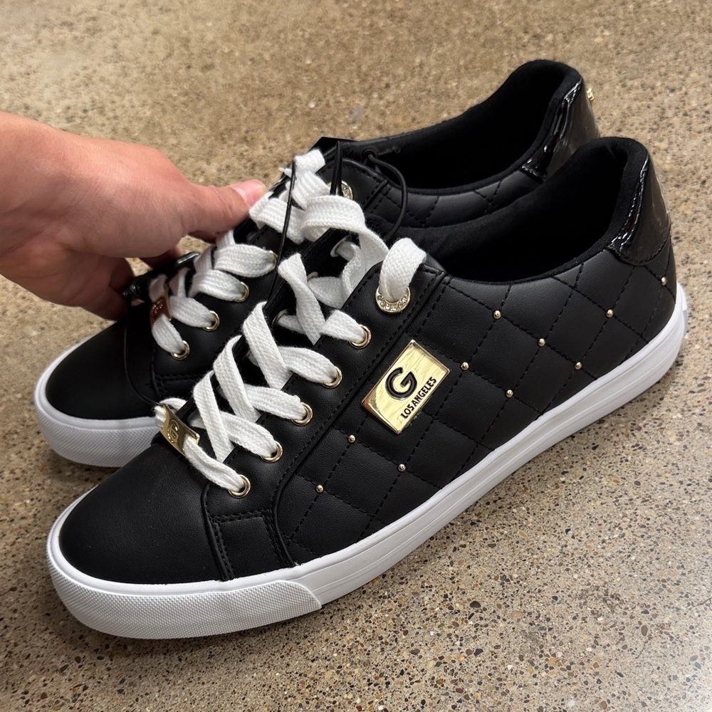 GBG Los Angeles Black Quilted Sneakers